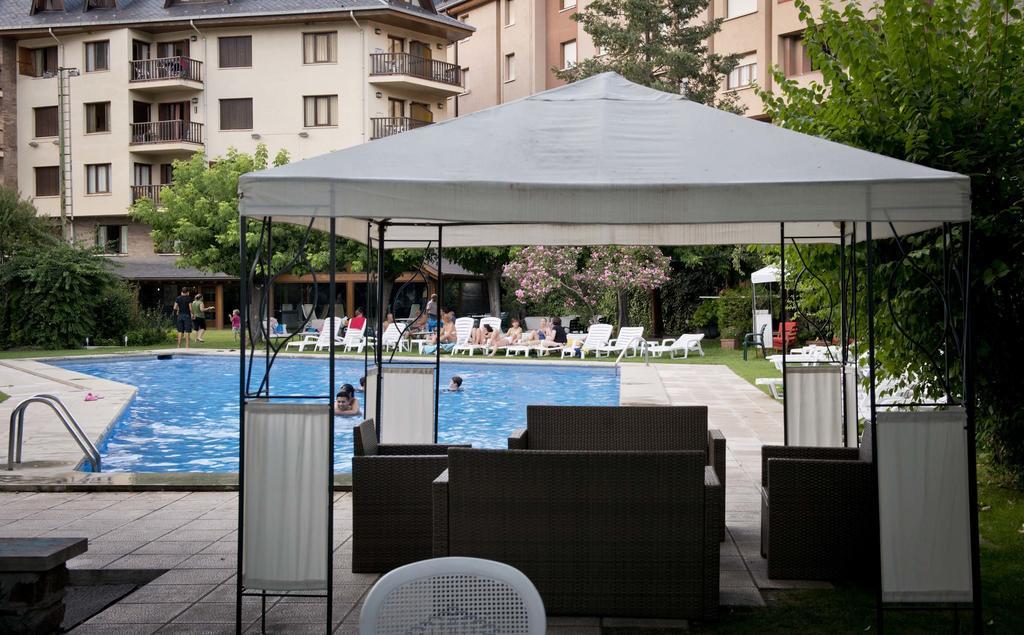 Hotel Restaurant Pessets & Spa Sort Exteriör bild